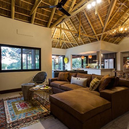 Moya Safari Villa Hoedspruit Esterno foto