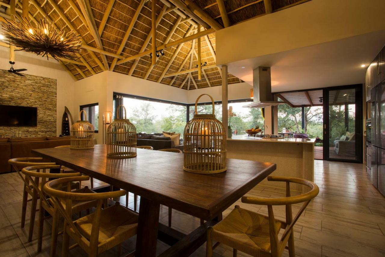 Moya Safari Villa Hoedspruit Esterno foto